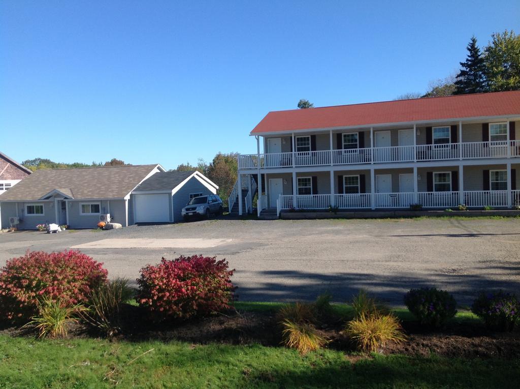 Airport Inn Fredericton Buitenkant foto