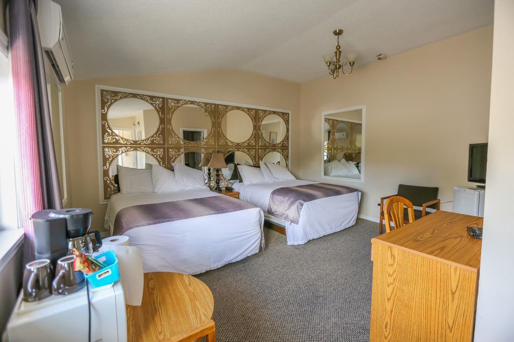 Airport Inn Fredericton Buitenkant foto