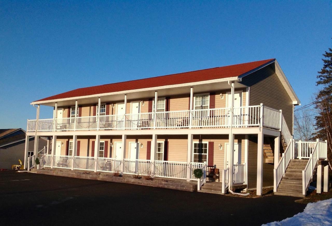 Airport Inn Fredericton Buitenkant foto